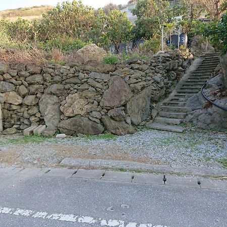 Maribu Beach House Onna Εξωτερικό φωτογραφία