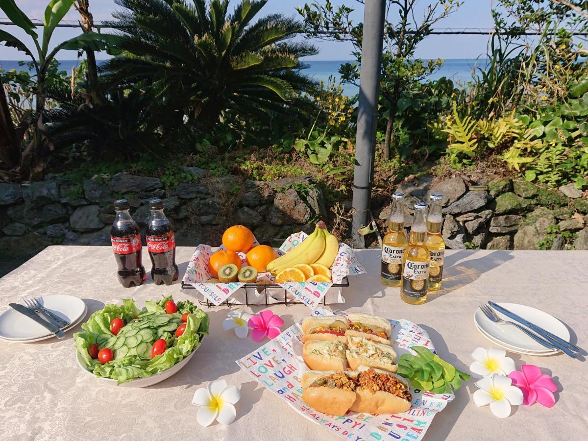 Maribu Beach House Onna Εξωτερικό φωτογραφία